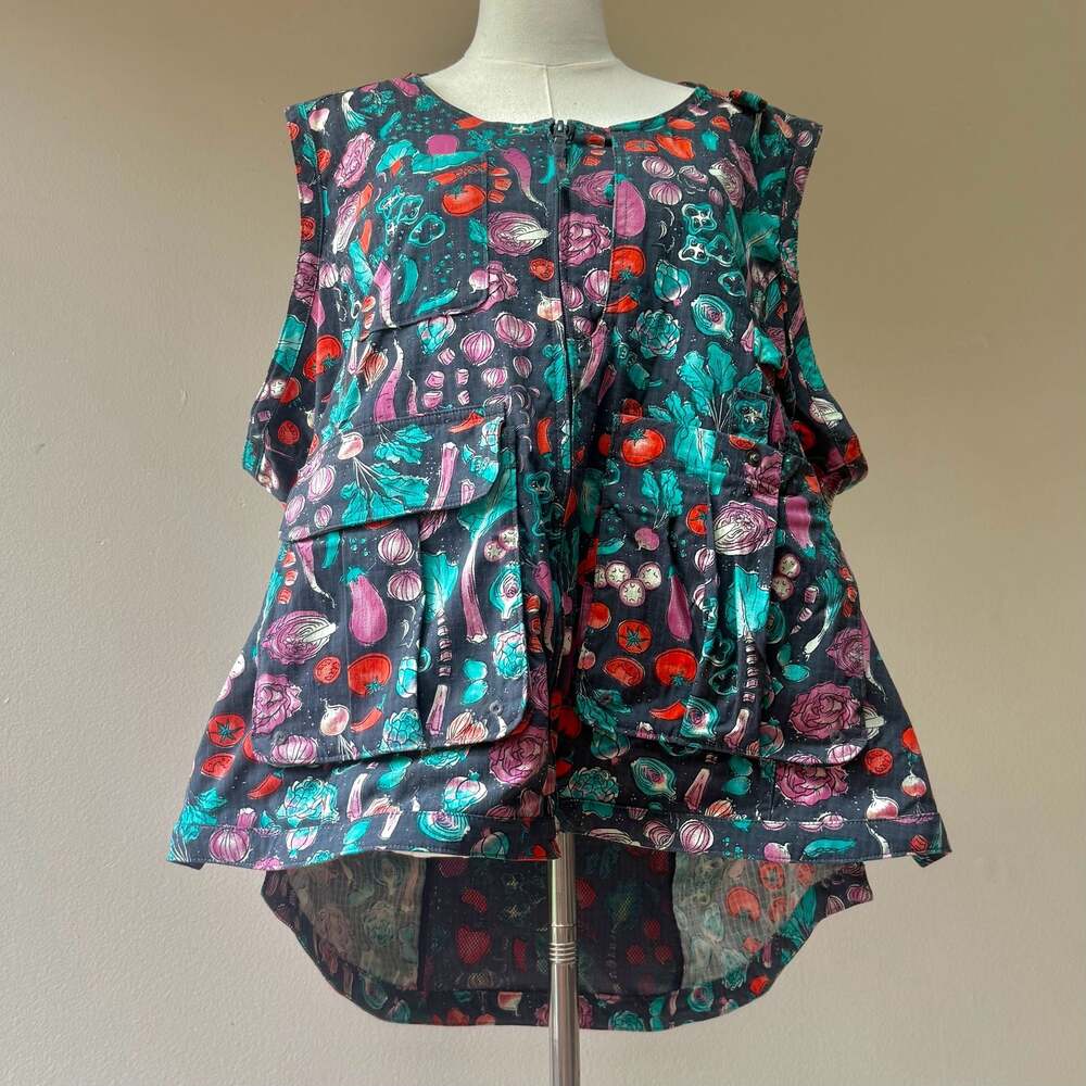 Duluth Trading Co Heirloom Gardening Veggie Print Utility Vest XXL